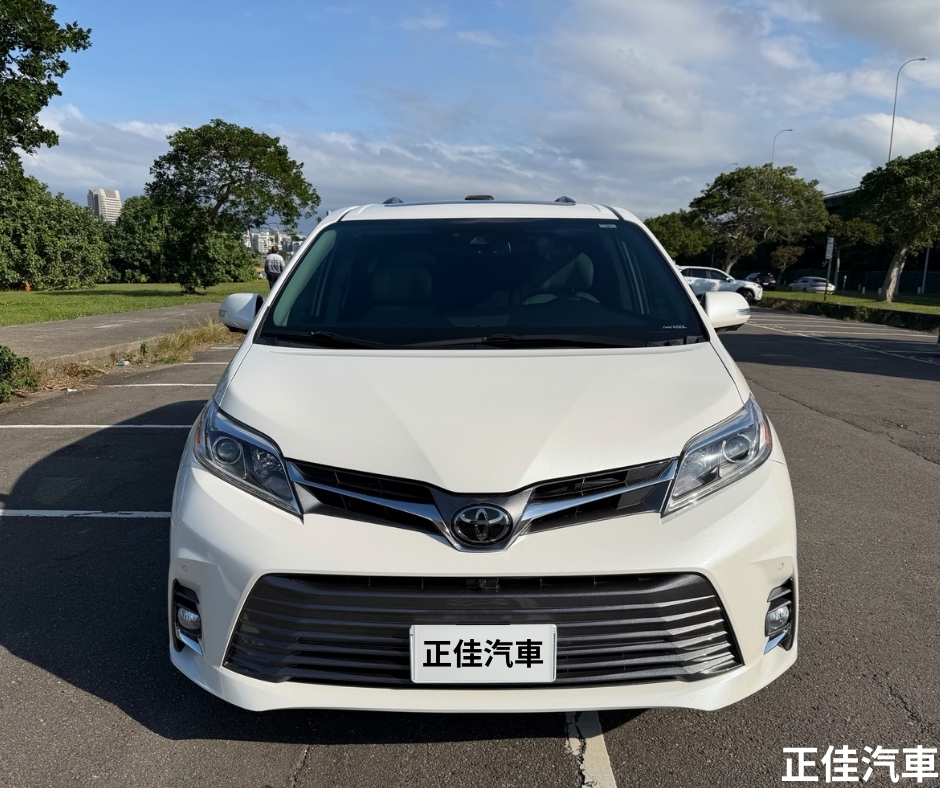 ♠️ 2019年式 Toyota SIENNA Limited 3.5L 頂級版｜白色｜7人座 ♠️