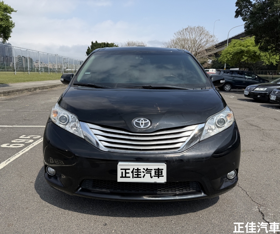🚗🚗🚗 2013年 Toyota Sienna #Limited 3.5L 旗艦版｜黑色｜7 人座 🚗🚗🚗