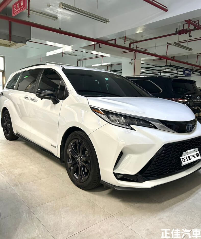🤍 2021年 Toyota #SIENNA #XSE 2.5L Hybrid 油電運動版 白色 7人座 🤍 ✨ 白色｜7人座｜里程僅 6 萬公里